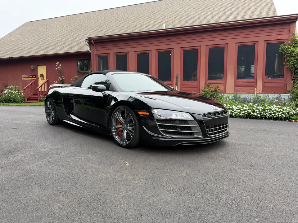 2012 Audi 42 R8 - Image 20 of 31