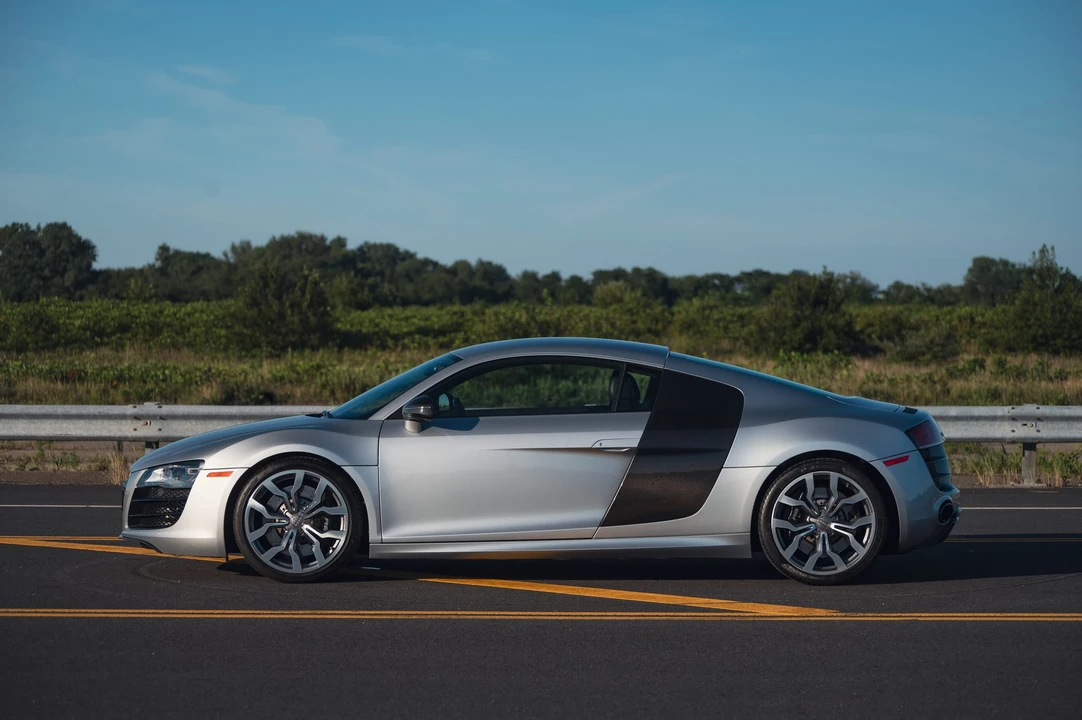 2012 Audi 42 R8 - Image 22 of 31