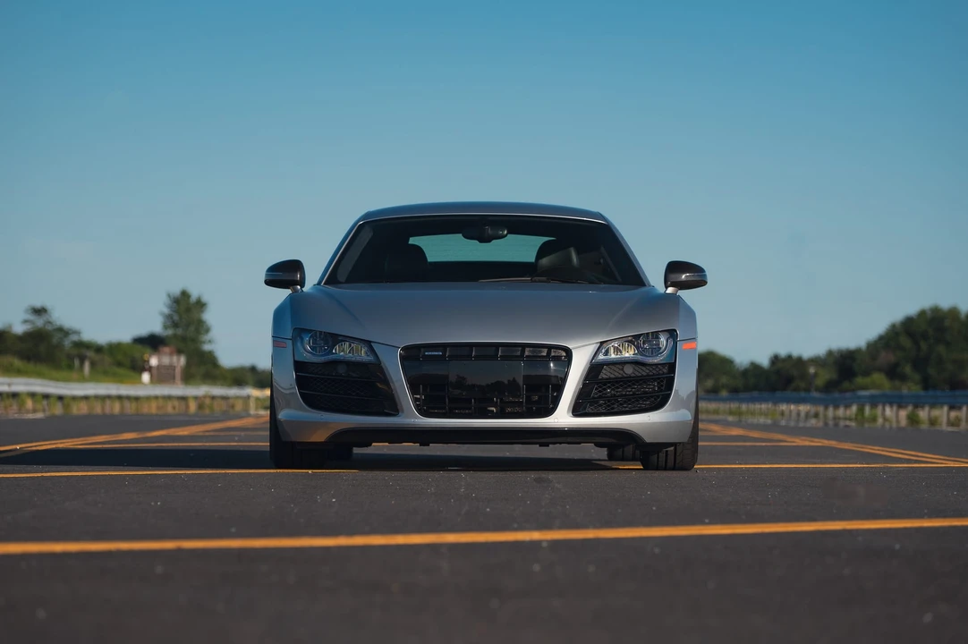 2012 Audi 42 R8 - Image 10 of 31