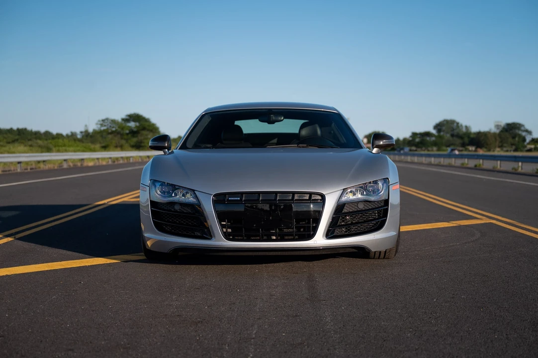 2012 Audi 42 R8 - Image 8 of 31