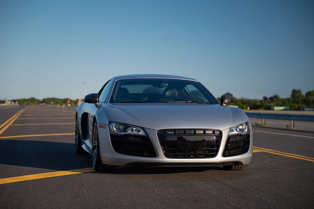 2012 Audi 42 R8 - Image 5 of 31