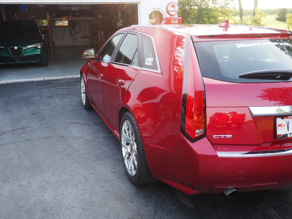 2012 Cadillac CTS-V 2nd Gen - Image 26 of 31