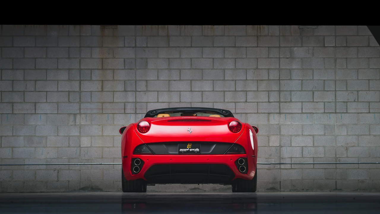 2012 Ferrari California - Image 28 of 31