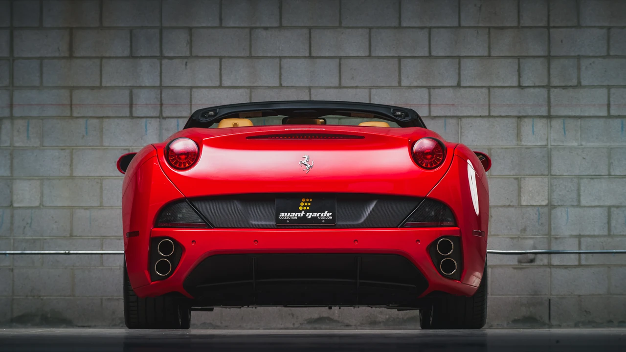 2012 Ferrari California - Image 29 of 31