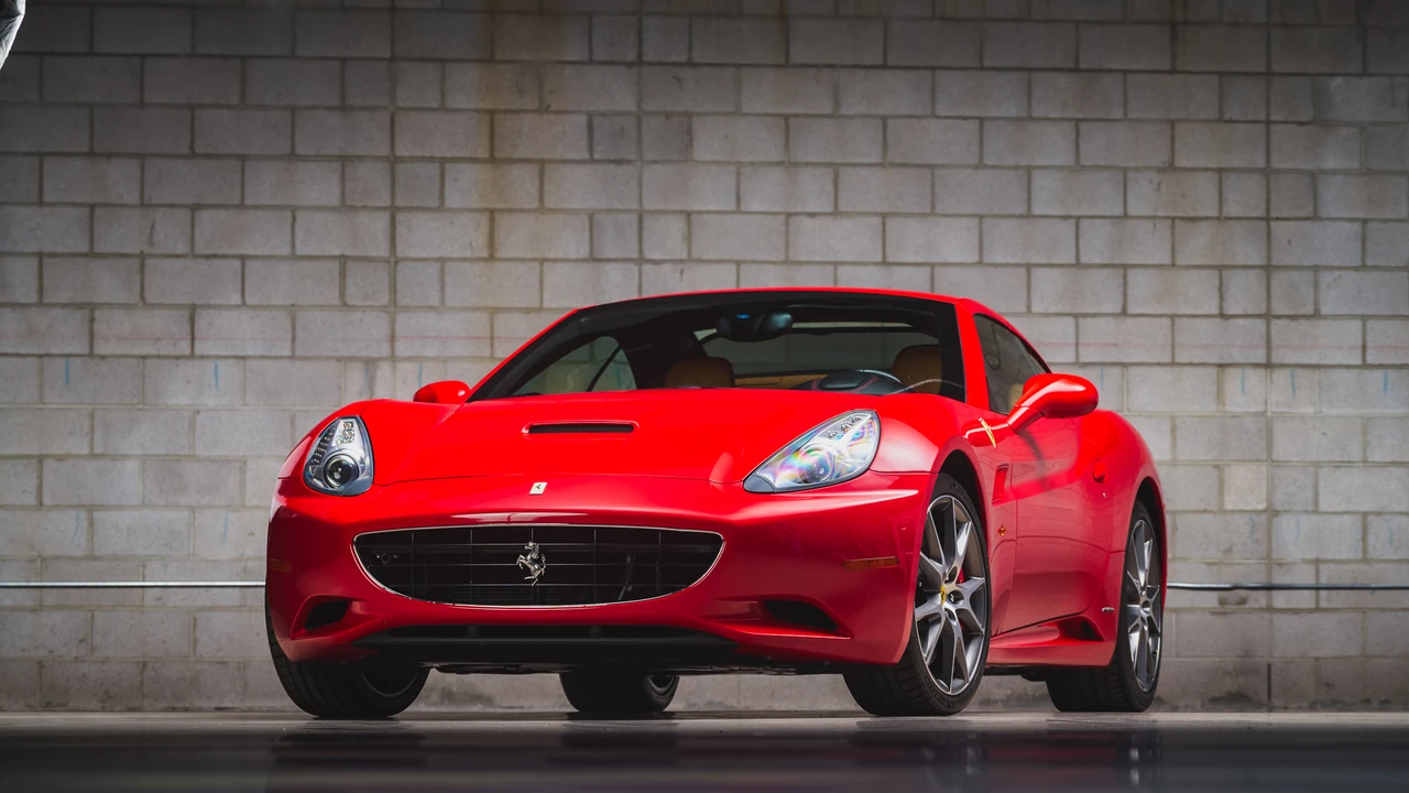 2012 Ferrari California - Image 21 of 31