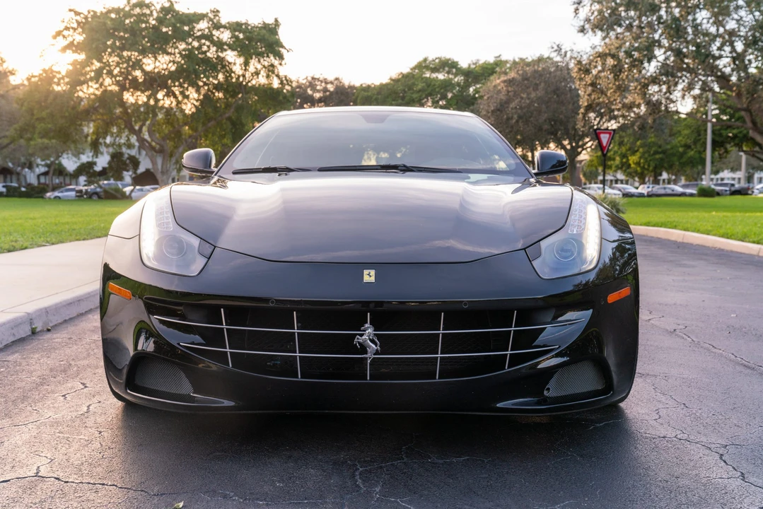 2012 Ferrari FF - Image 3 of 31