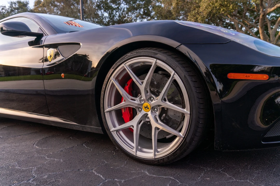 2012 Ferrari FF - Image 15 of 31