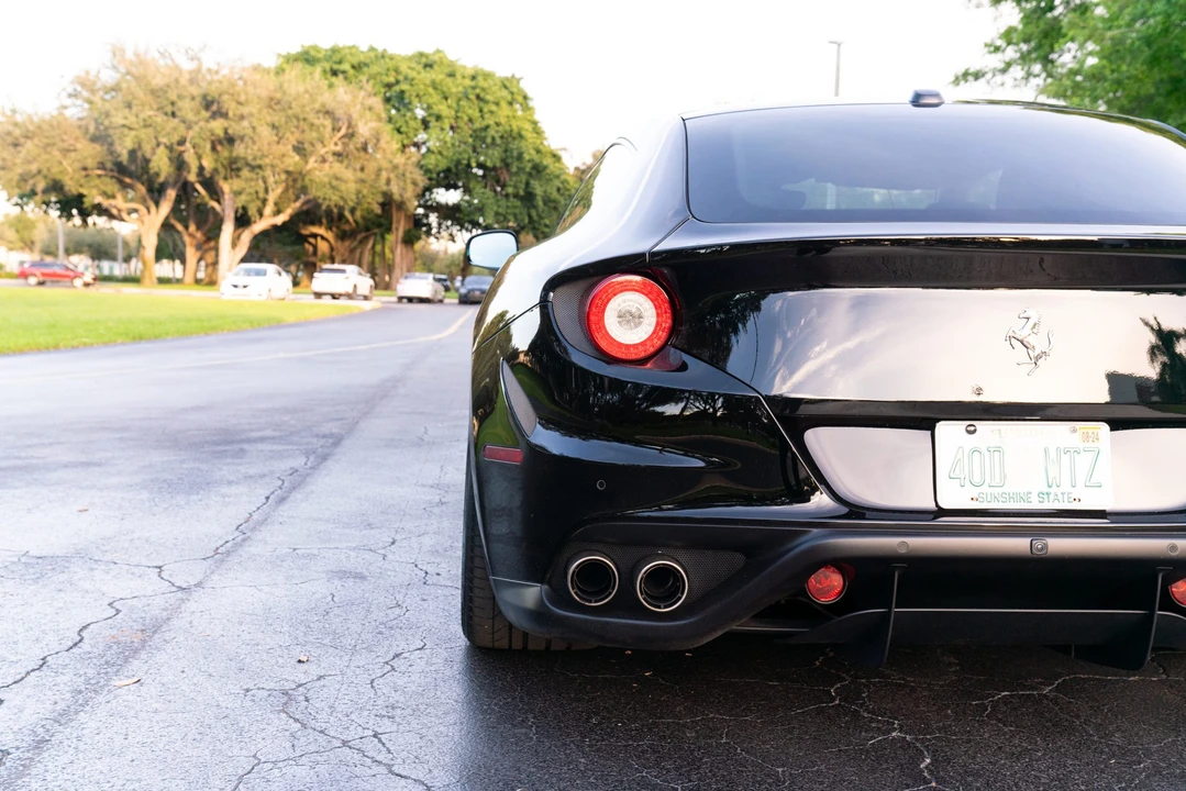 2012 Ferrari FF - Image 26 of 31