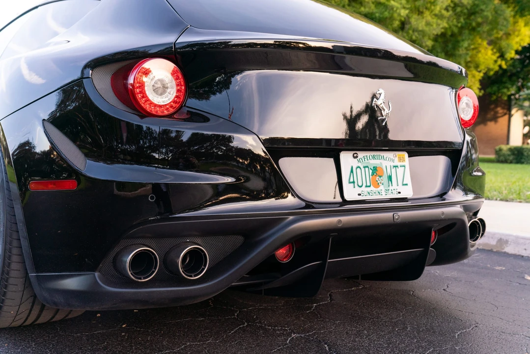 2012 Ferrari FF - Image 17 of 31
