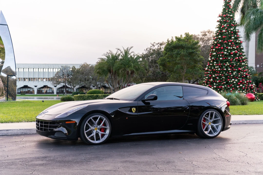 2012 Ferrari FF - Image 2 of 31