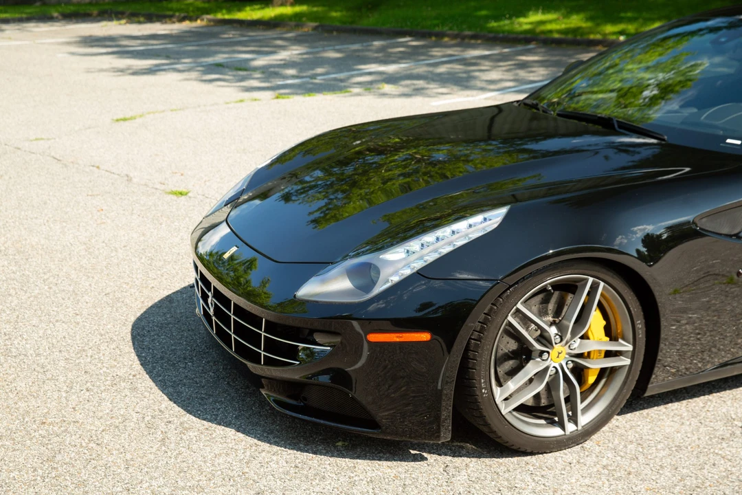 2012 Ferrari FF - Image 22 of 31