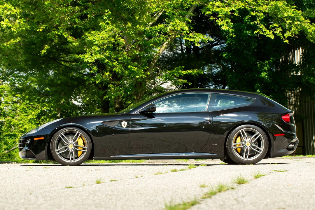 2012 Ferrari FF - Image 12 of 31