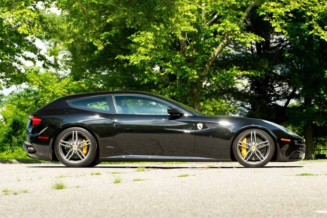 2012 Ferrari FF - Image 7 of 31