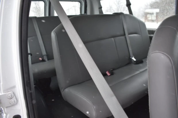 2012 Ford Econoline Van - Image 5 of 8