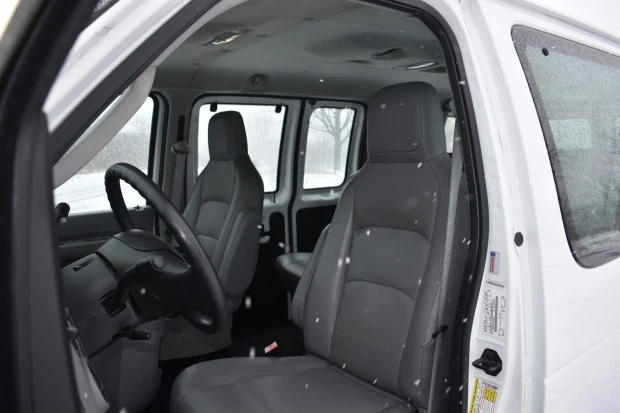 2012 Ford Econoline Van - Image 4 of 8