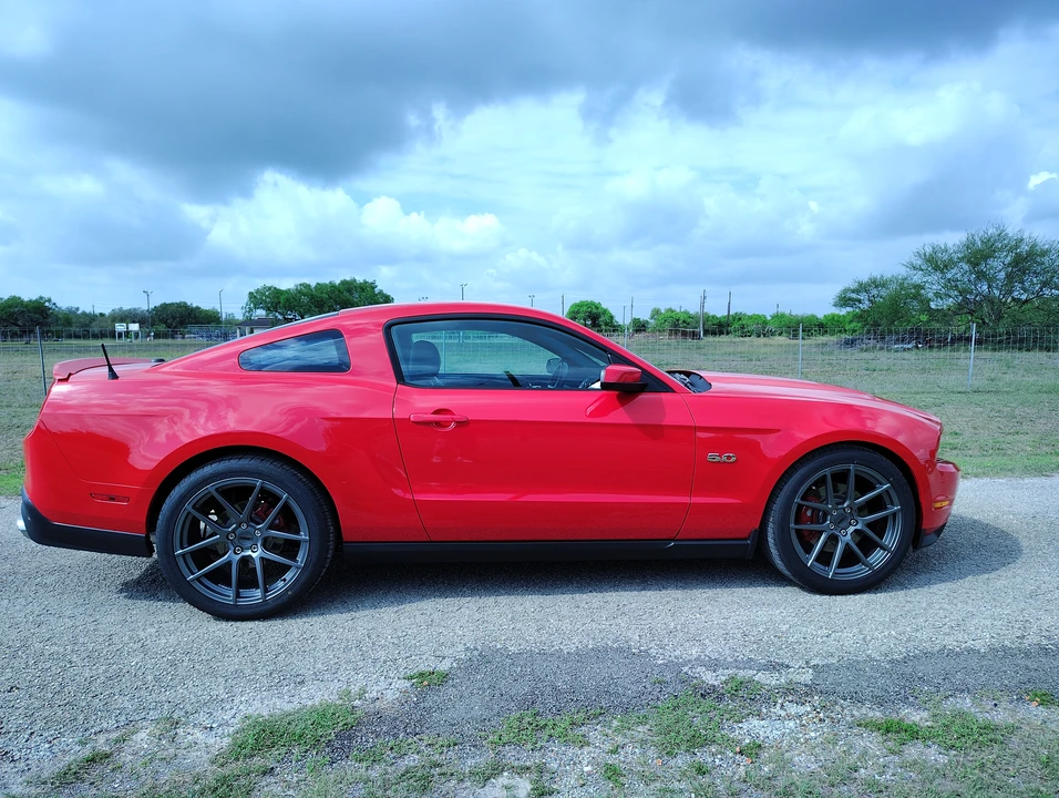 2012 Ford S197 Mustang GT - Image 8 of 31