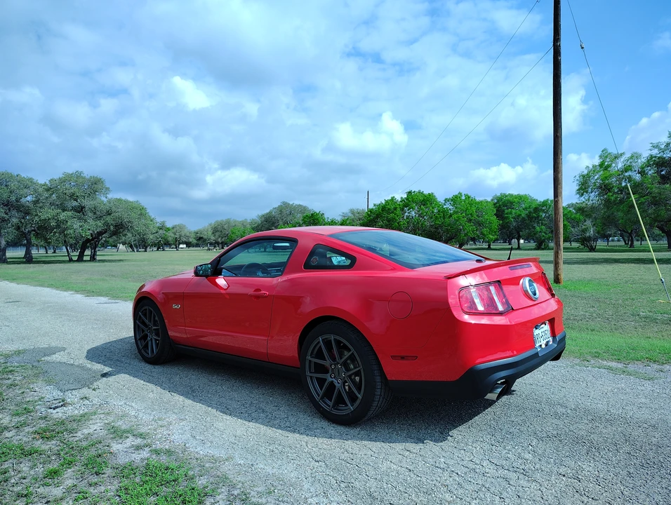 2012 Ford S197 Mustang GT - Image 5 of 31