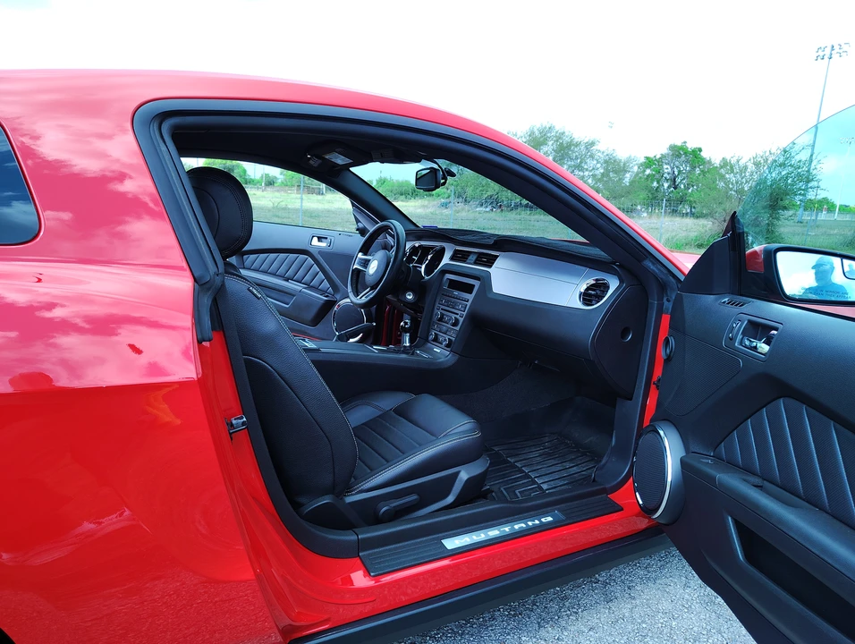 2012 Ford S197 Mustang GT - Image 26 of 31