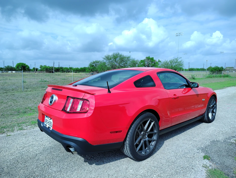 2012 Ford S197 Mustang GT - Image 7 of 31