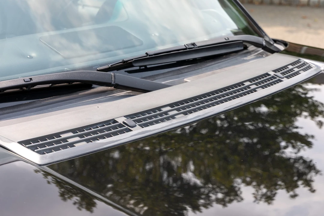 2012 Land Rover Range Rover L322 - Image 19 of 31