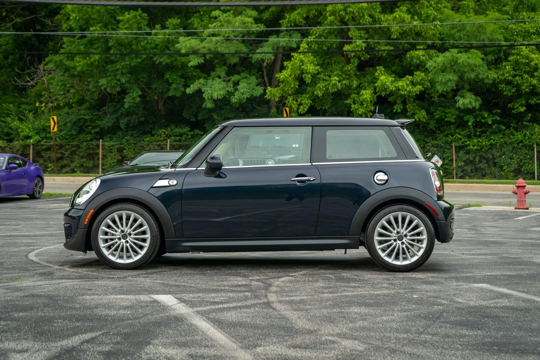 2012 Mini Coupe & Roadster - Image 21 of 31