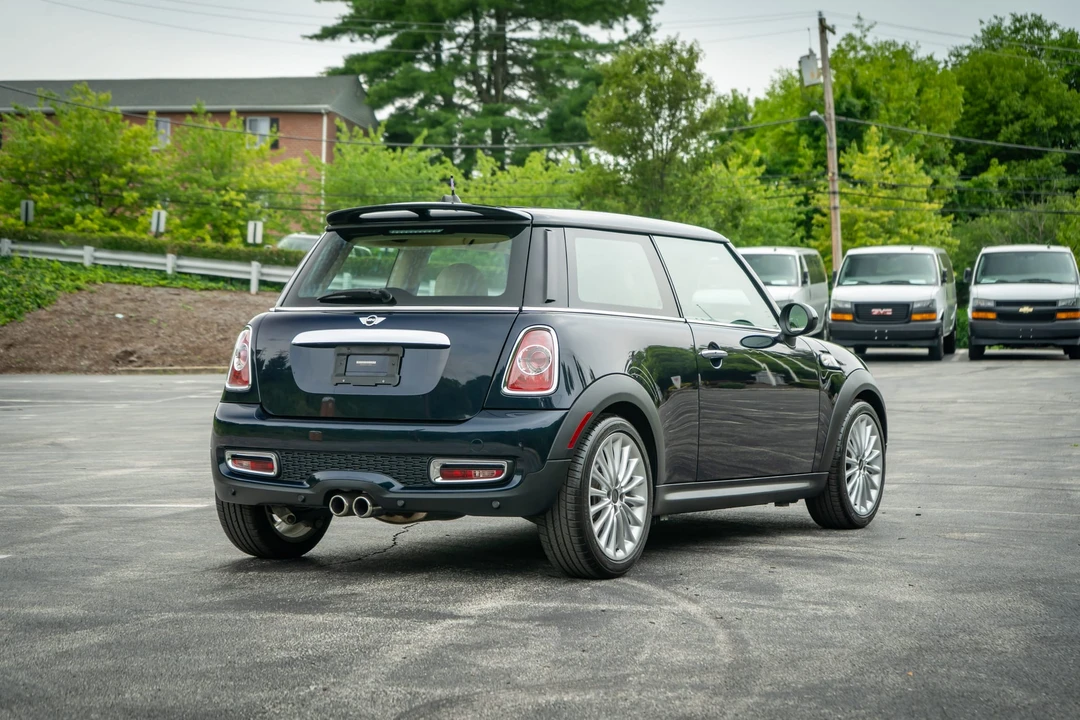 2012 Mini Coupe & Roadster - Image 12 of 31