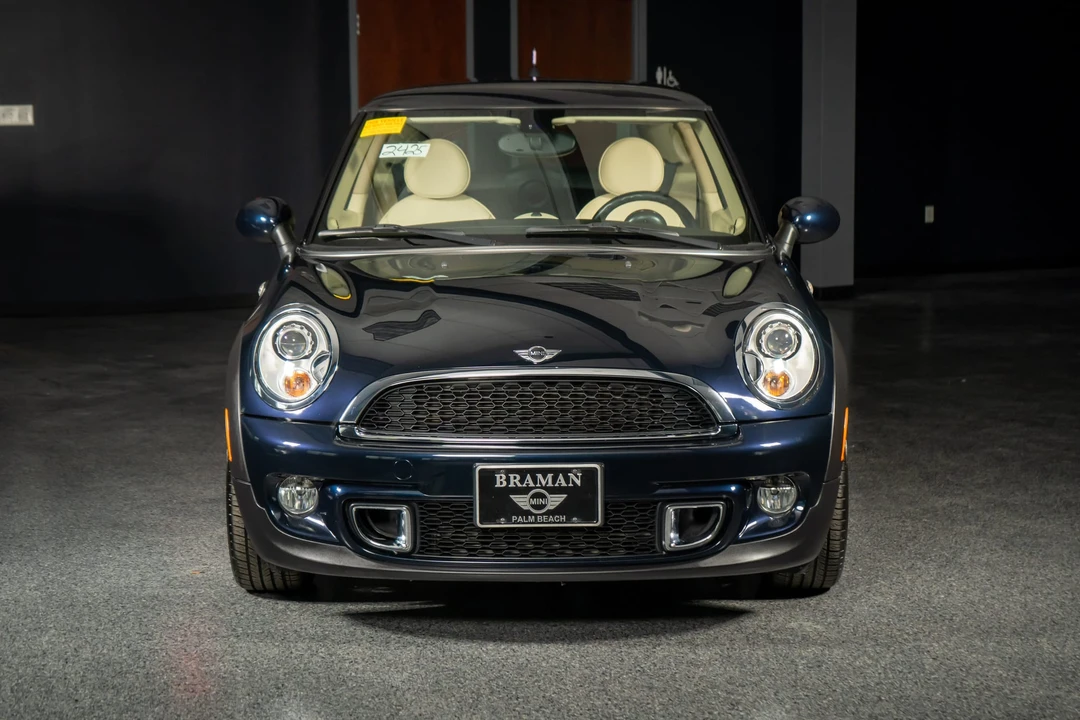 2012 Mini Coupe & Roadster - Image 25 of 31