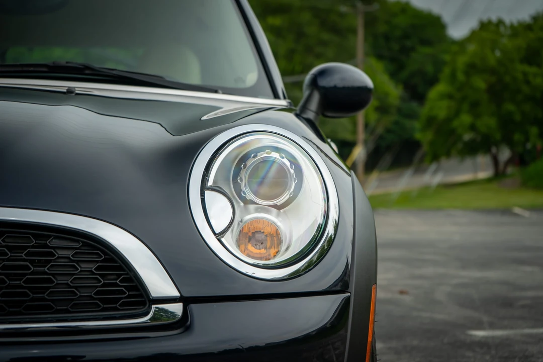 2012 Mini Coupe & Roadster - Image 28 of 31