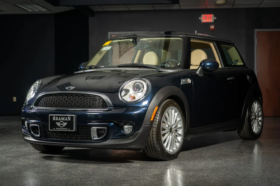 2012 Mini Coupe & Roadster - Image 22 of 31