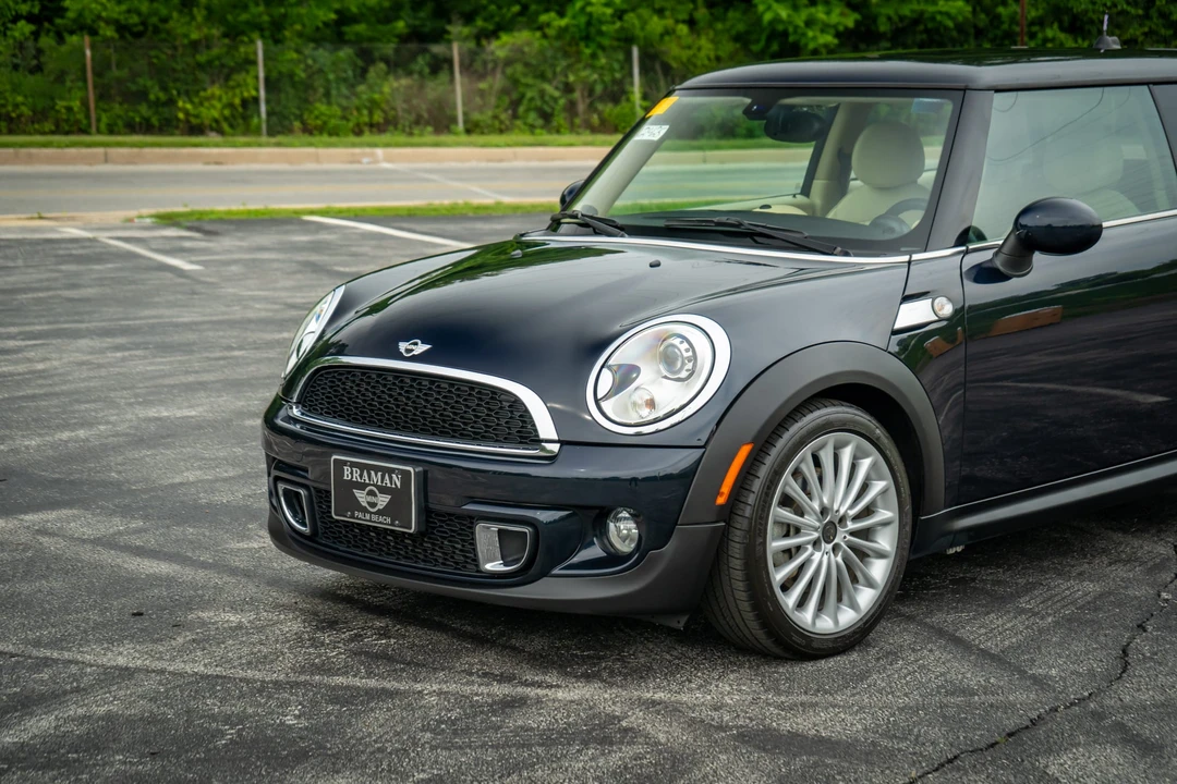 2012 Mini Coupe & Roadster - Image 30 of 31