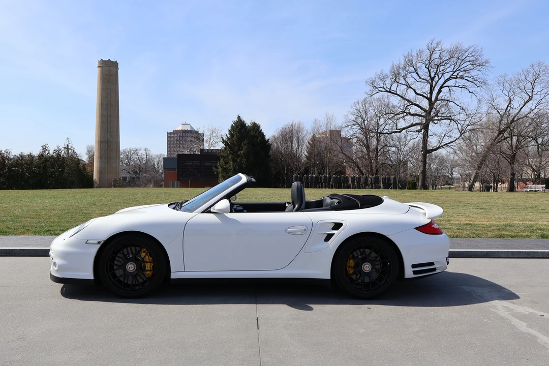 2012 Porsche 997 Turbo S - Image 26 of 31