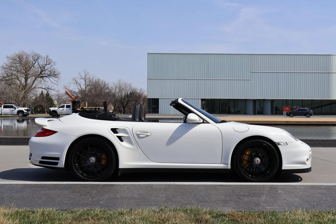 2012 Porsche 997 Turbo S - Image 13 of 31
