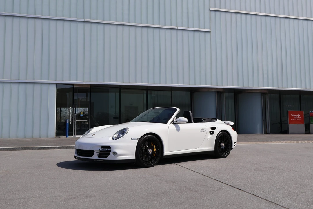 2012 Porsche 997 Turbo S - Image 5 of 31