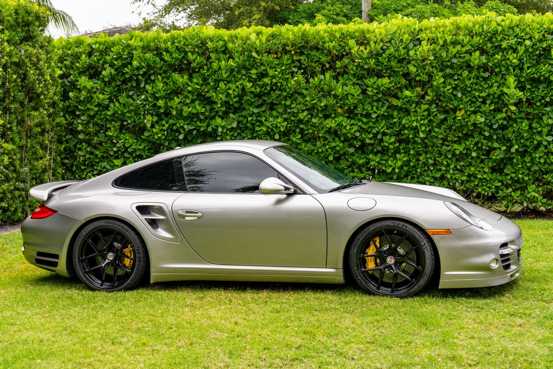 2012 Porsche 997 Turbo S - Image 8 of 31