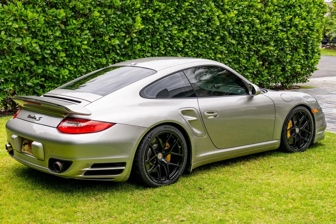 2012 Porsche 997 Turbo S - Image 7 of 31