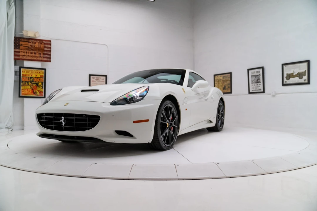 2013 Ferrari California - Image 24 of 31