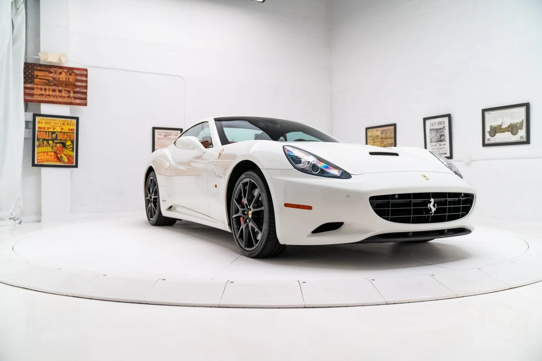 2013 Ferrari California - Image 26 of 31