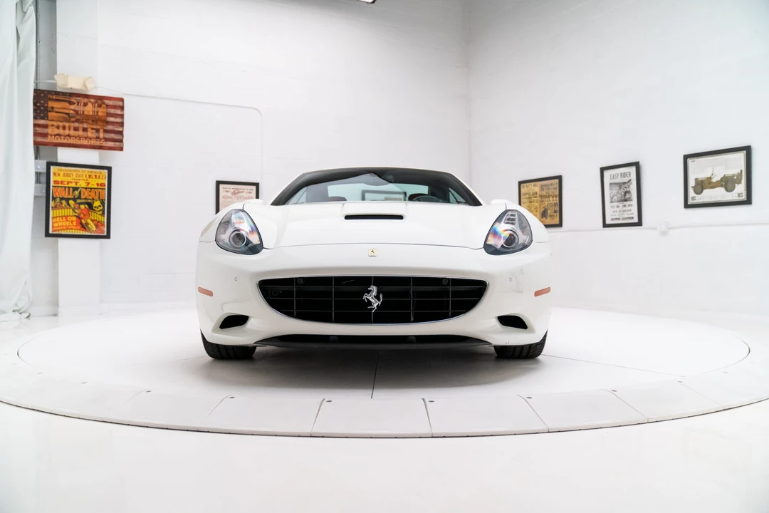 2013 Ferrari California - Image 25 of 31