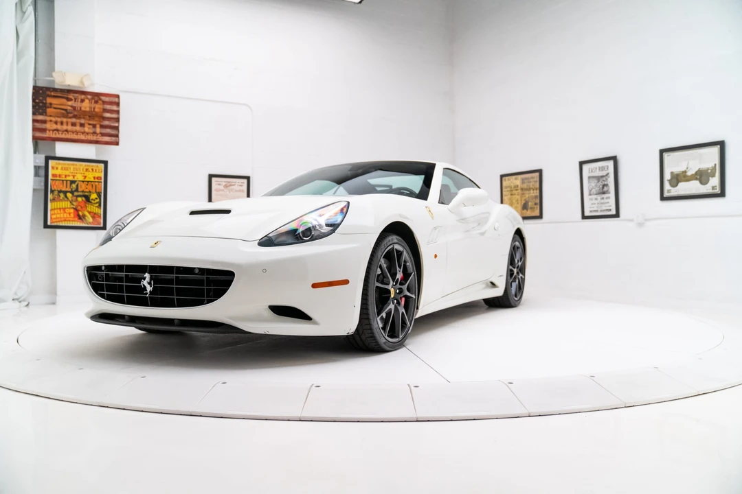 2013 Ferrari California - Image 23 of 31