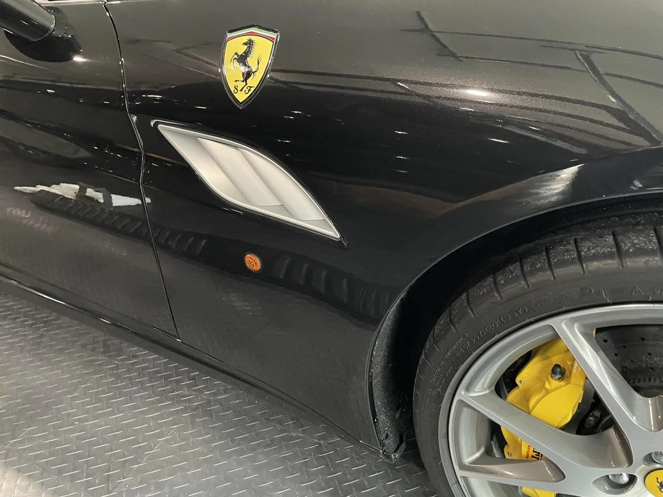 2013 Ferrari California - Image 29 of 31