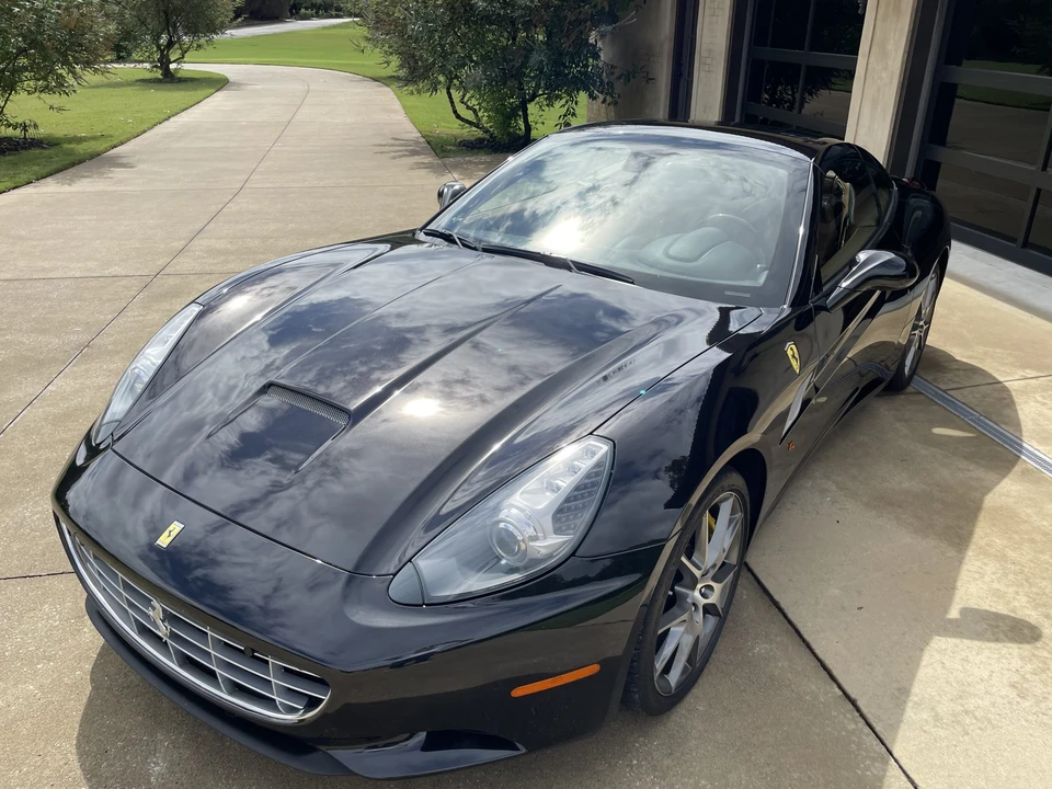 2013 Ferrari California - Image 10 of 31