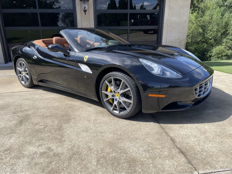 2013 Ferrari California - Image 4 of 31