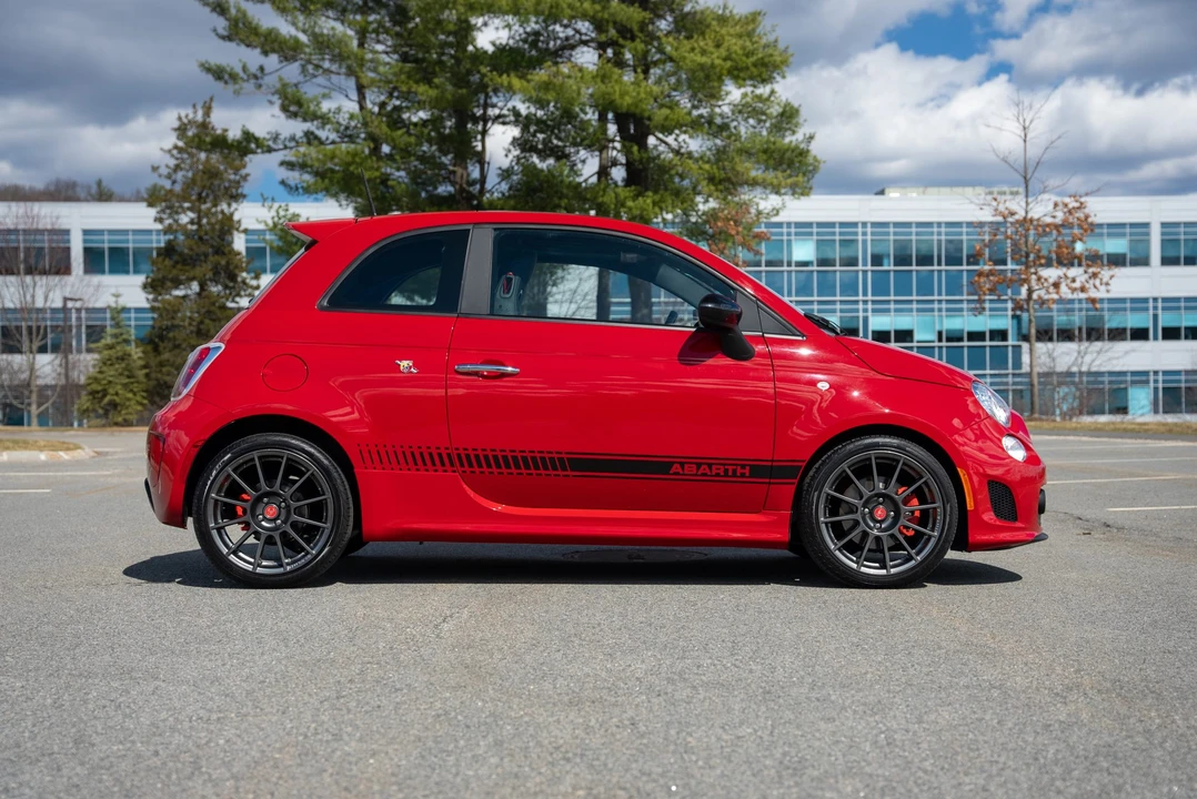 2013 Fiat Abarth 500 - Image 12 of 31
