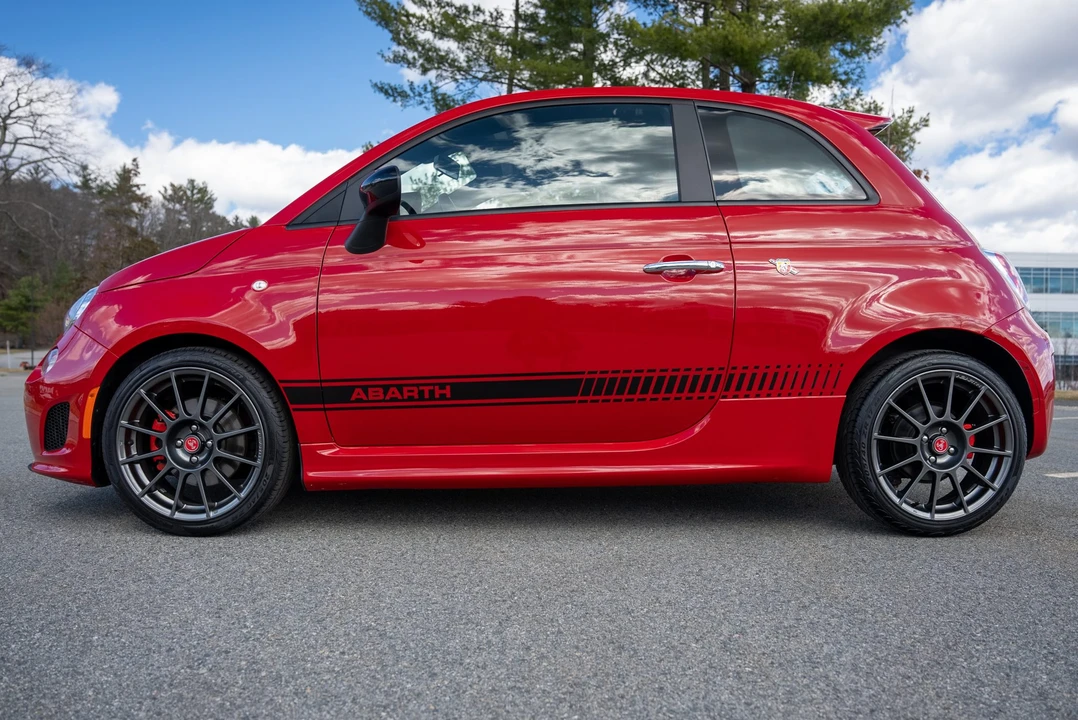 2013 Fiat Abarth 500 - Image 25 of 31