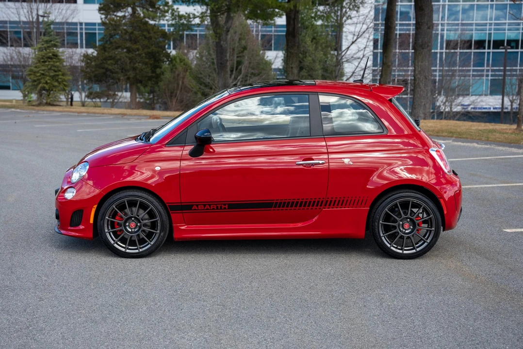 2013 Fiat Abarth 500 - Image 23 of 31