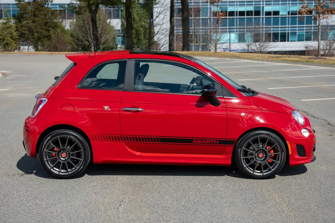 2013 Fiat Abarth 500 - Image 11 of 31