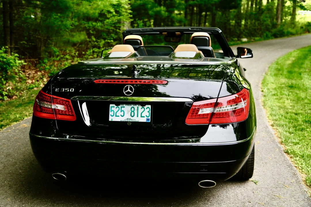 2013 Mercedes-Benz C207/A207 E-Class Coupe & Convertible - Image 17 of 31
