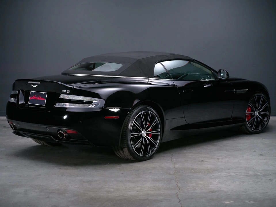 2014 Aston Martin DB9 - Image 26 of 31