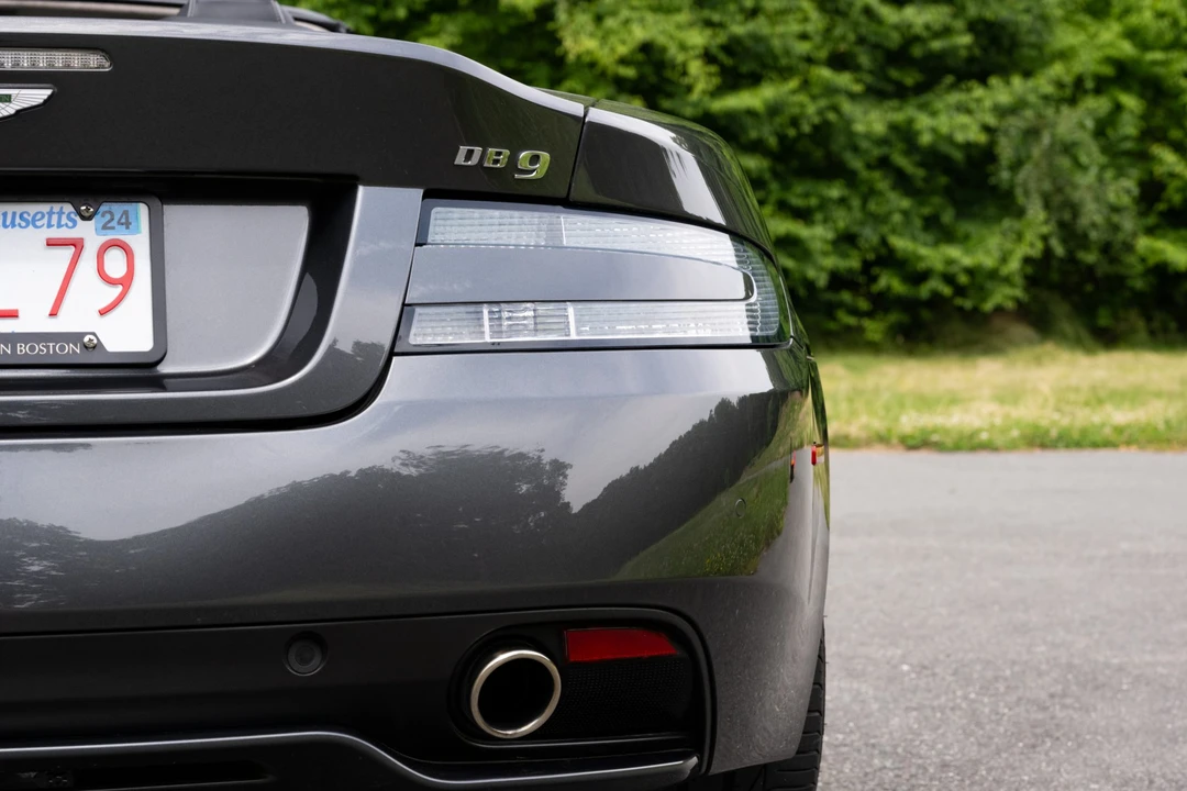 2014 Aston Martin DB9 - Image 27 of 31