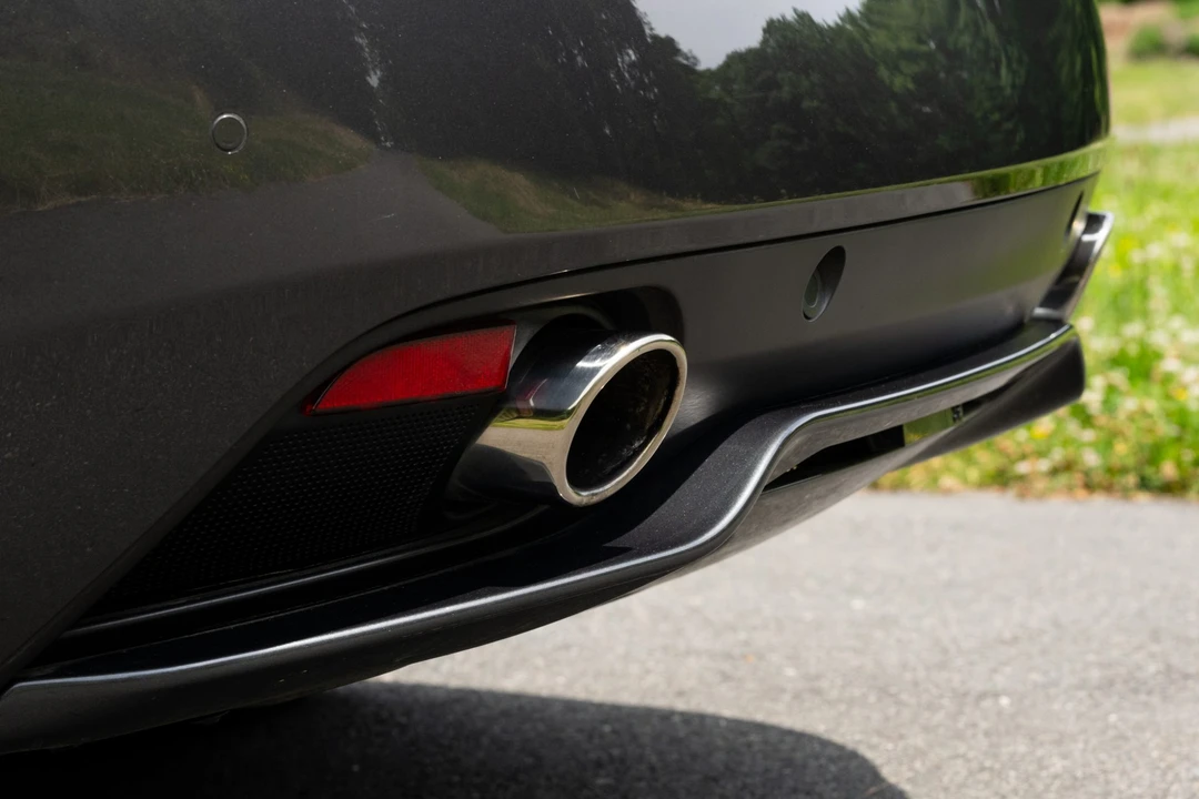 2014 Aston Martin DB9 - Image 29 of 31